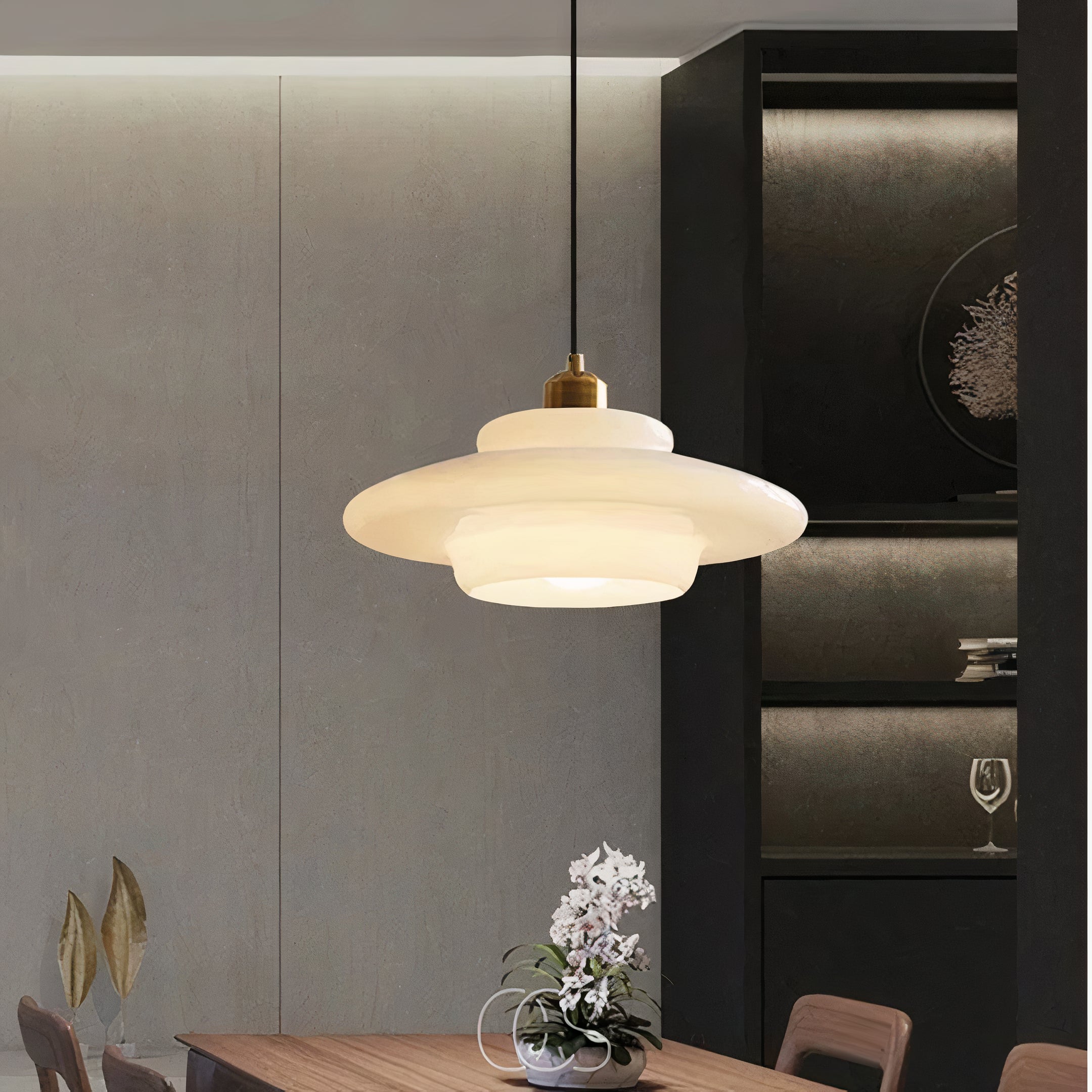 Cleroa - Perle pendant lamp - Brass & Glass