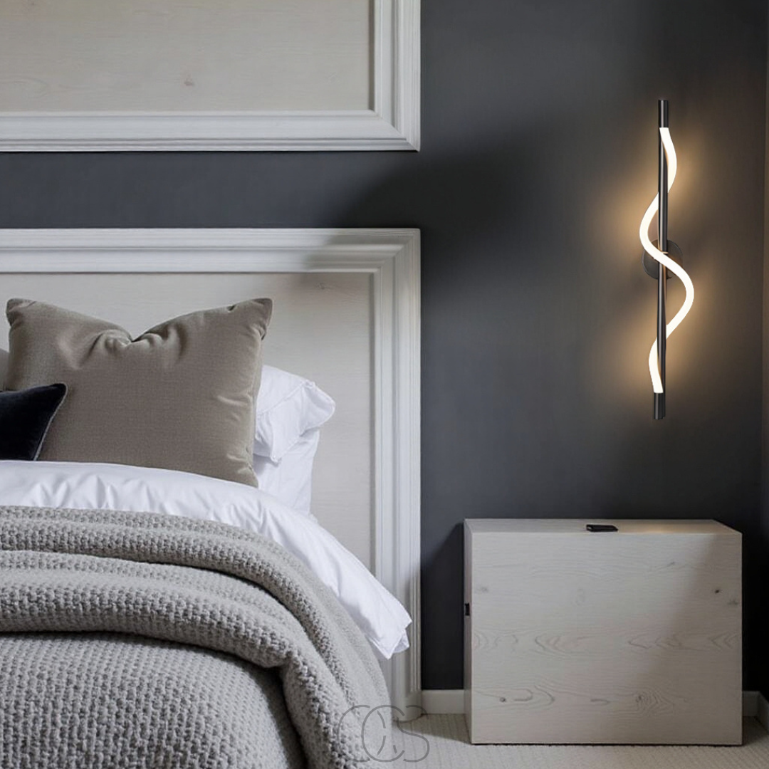 Cleroa - Slim LED wall lamp - Black aluminum