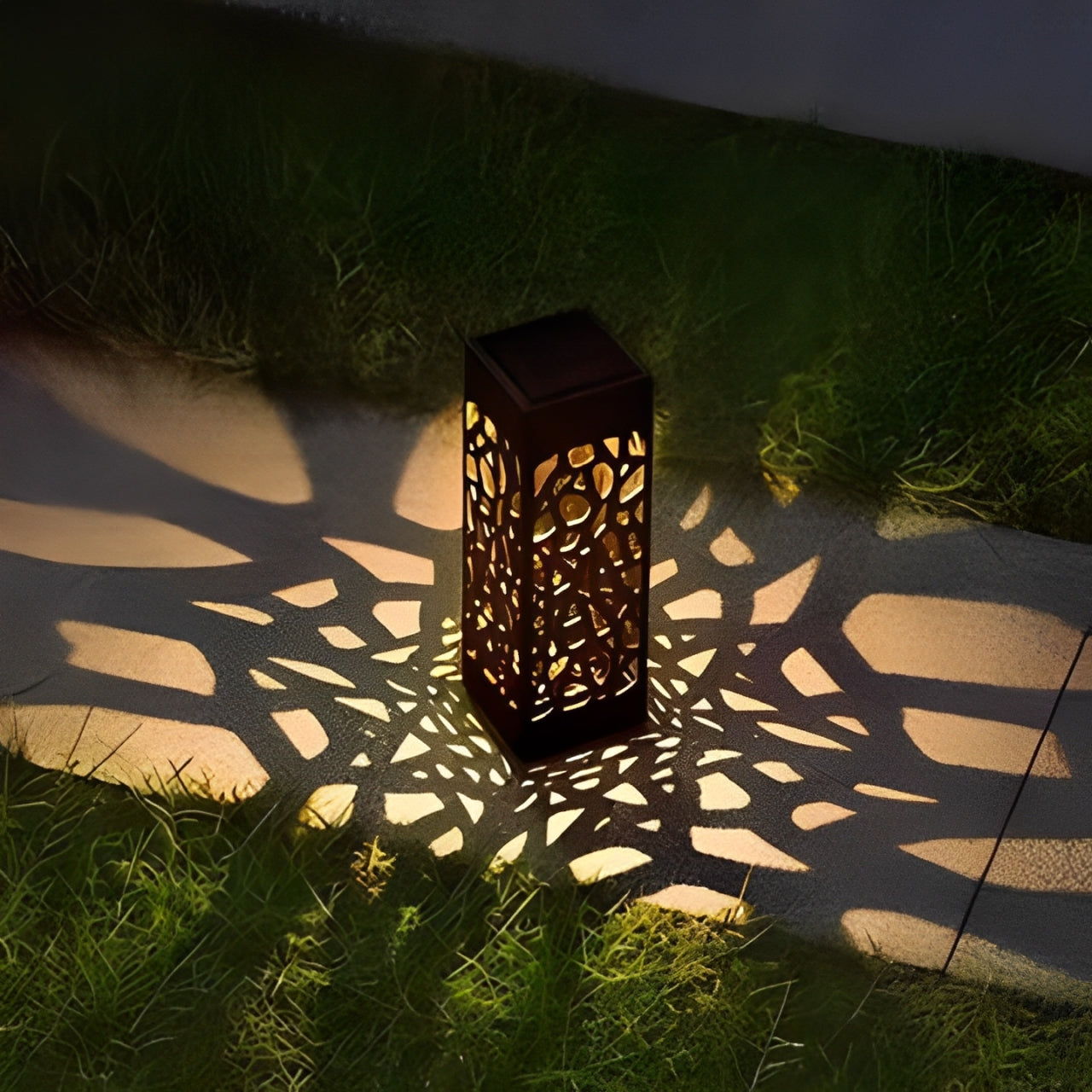 Cleroa - Solar Garden Light Pole - Wireless Solar Outdoor Lamp