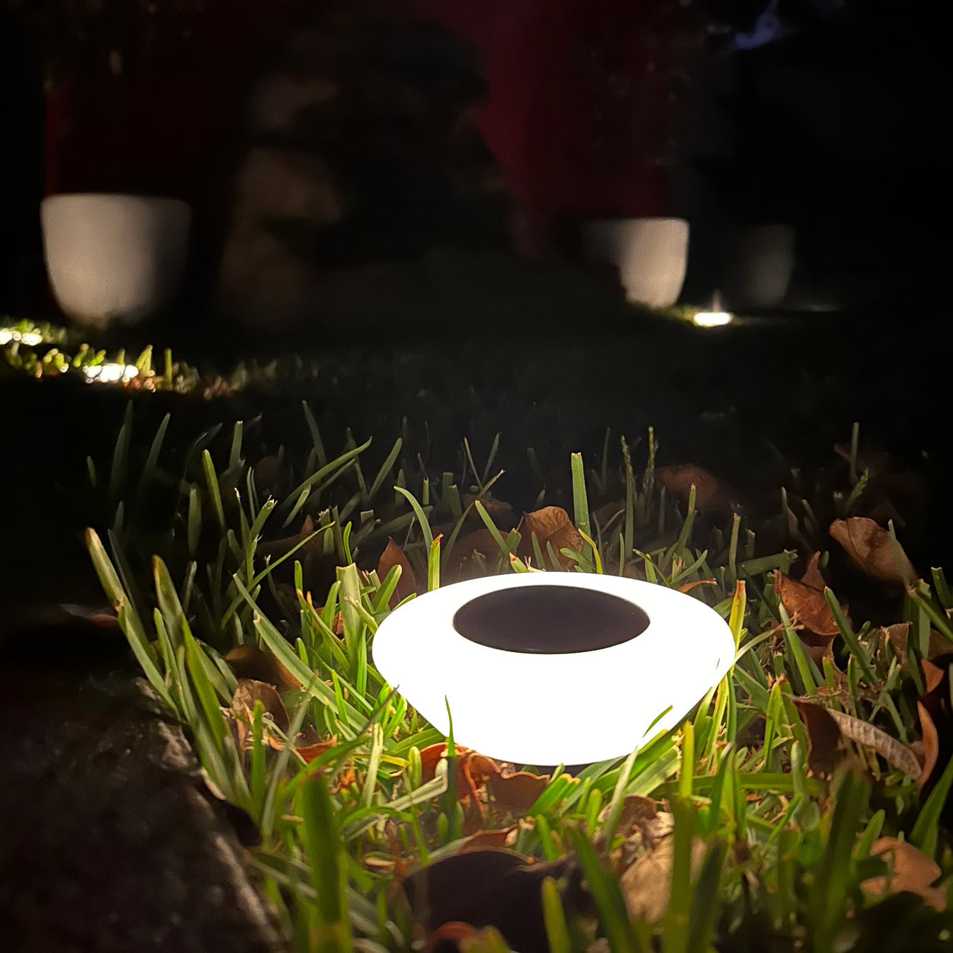 Cleroa - Solar LED Ground Lighting - Waterproof IP65 - Durable & Easy