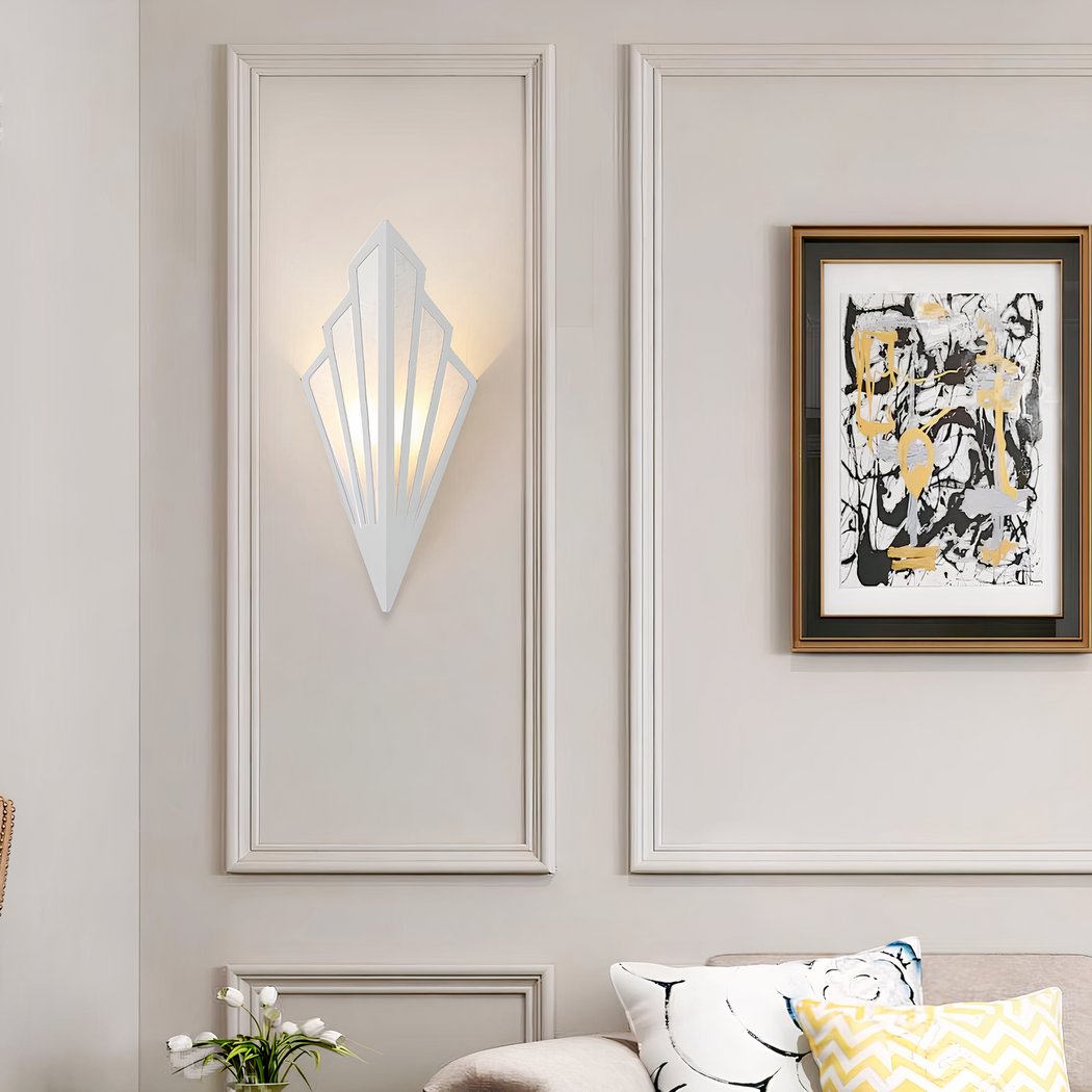 Cleroa - Wall lamp with geometric diamond design
