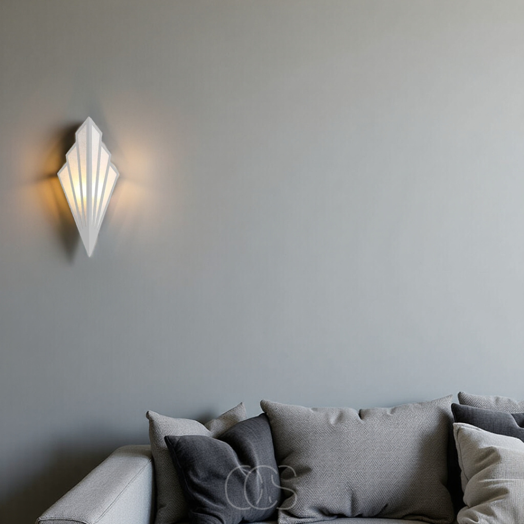 Cleroa - Wall lamp with geometric diamond design