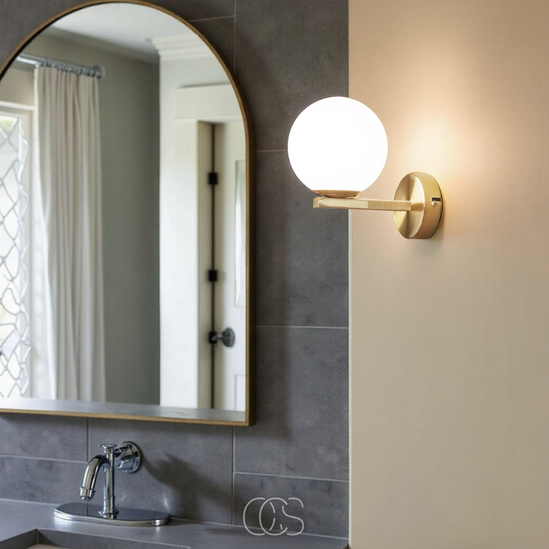 Cleroa - wall lamp with white globe