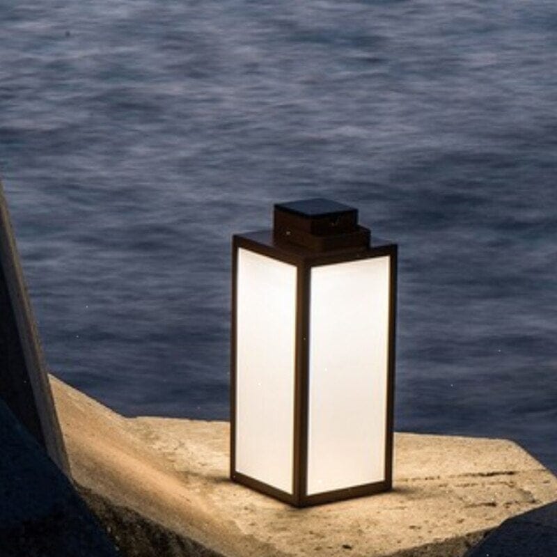 Tarren Solar Lawn Lights