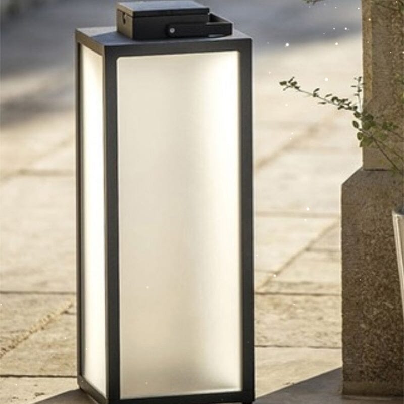 Tarren Solar Lawn Lights