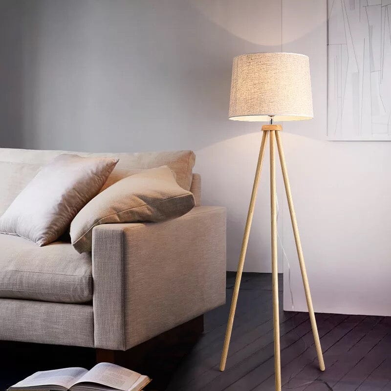 Aveline | Floor Lamp With Wooden Shade