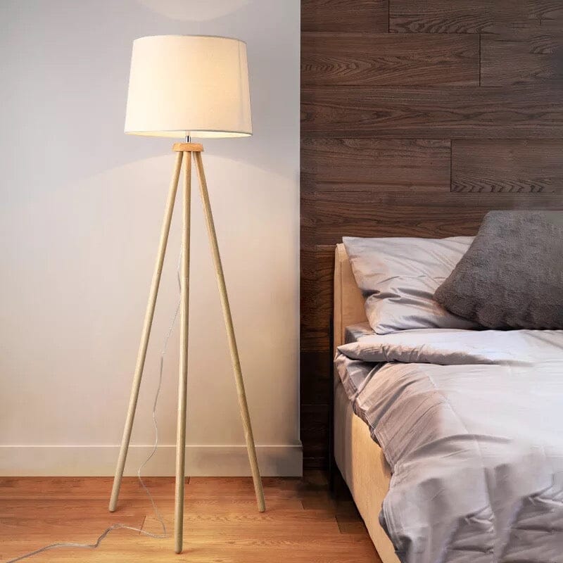 Aveline | Floor Lamp With Wooden Shade