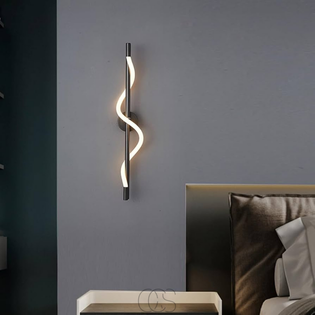 Cleroa - Slim LED wall lamp - Black aluminum