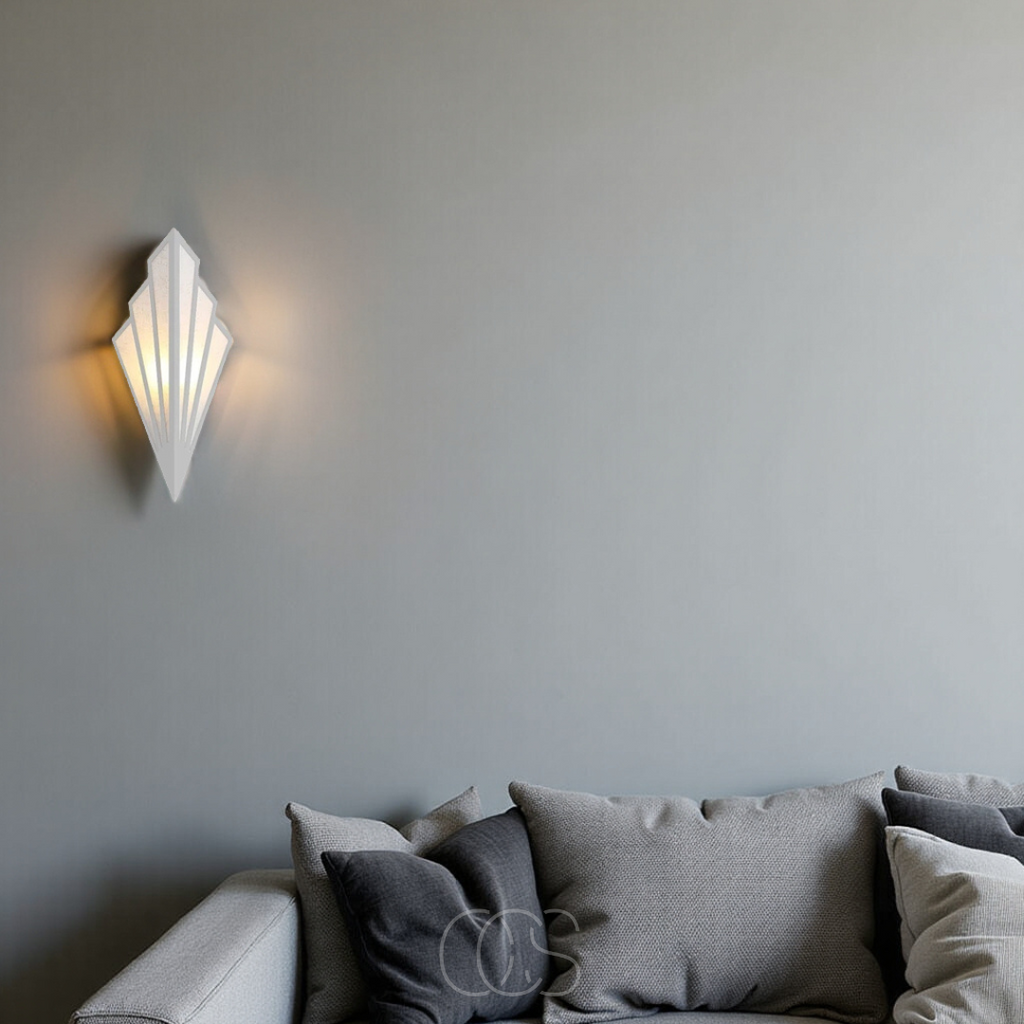 Cleroa - Wall lamp with geometric diamond design